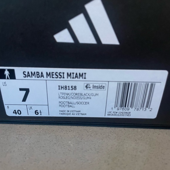 Messi pink sambas - Picture 5 of 6